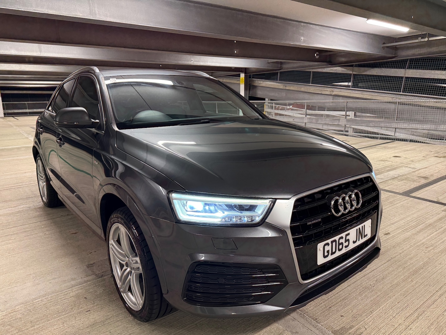 Used Audi Q3 2015 for sale - 75887473: Photo 65