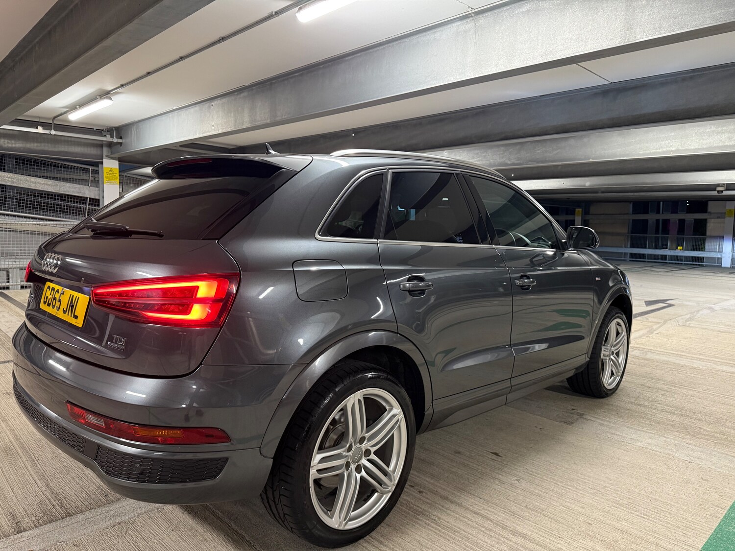 Used Audi Q3 2015 for sale - 75887473: Photo 71