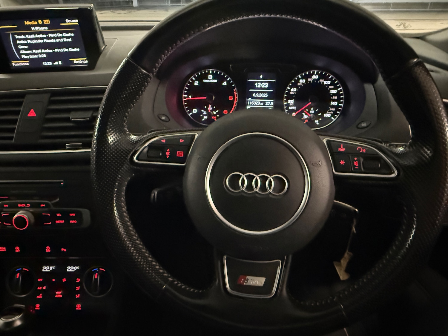 Used Audi Q3 2015 for sale - 75887473: Photo 78