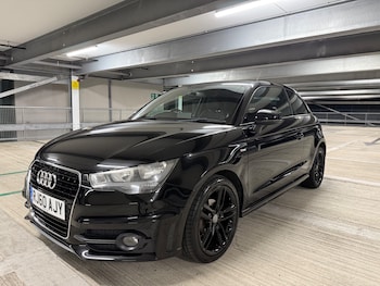 Used Audi A1 2010 for sale - 75421743: Photo