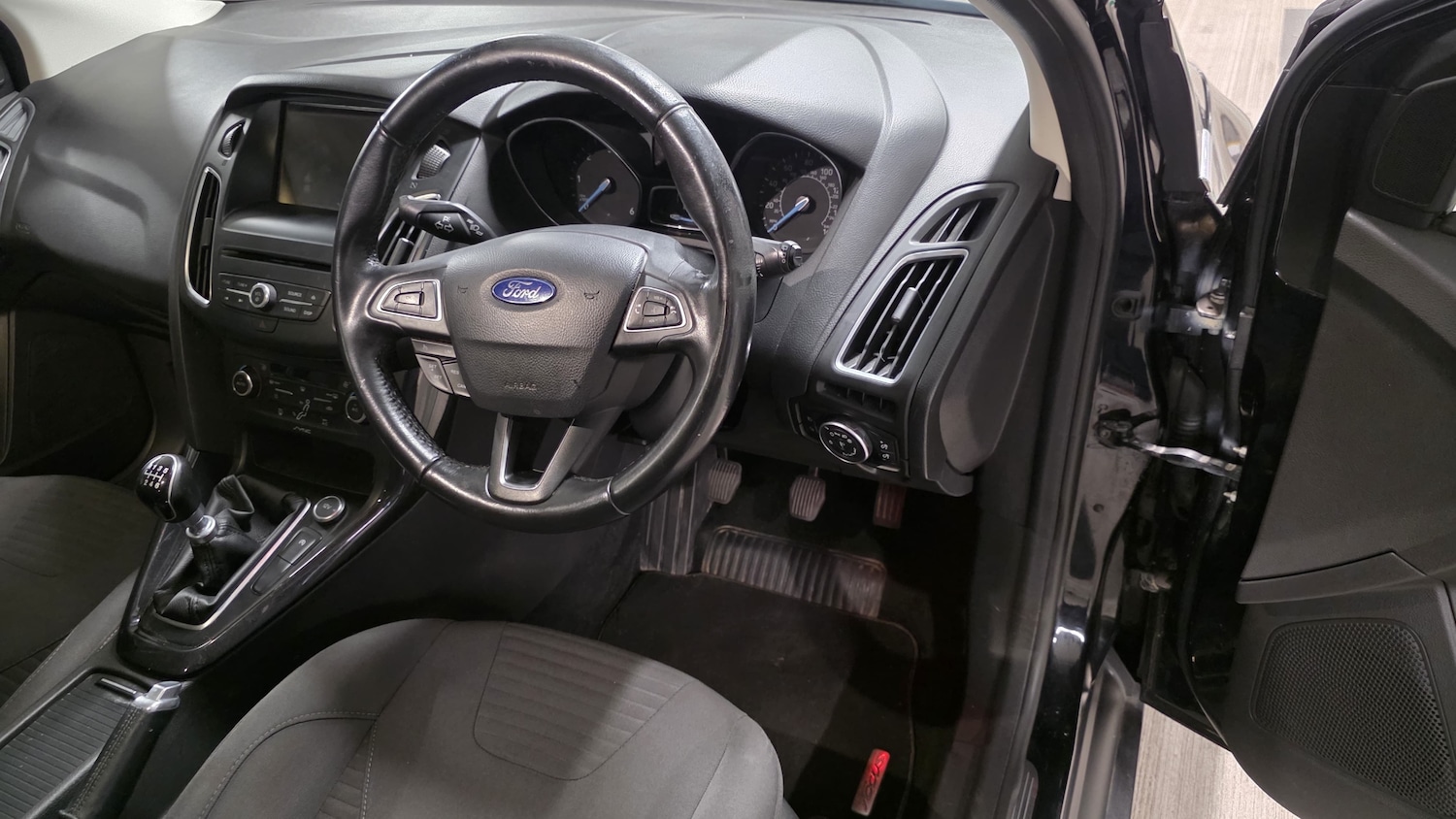 Used Ford Focus 2015 for sale - 77167346: Photo 41