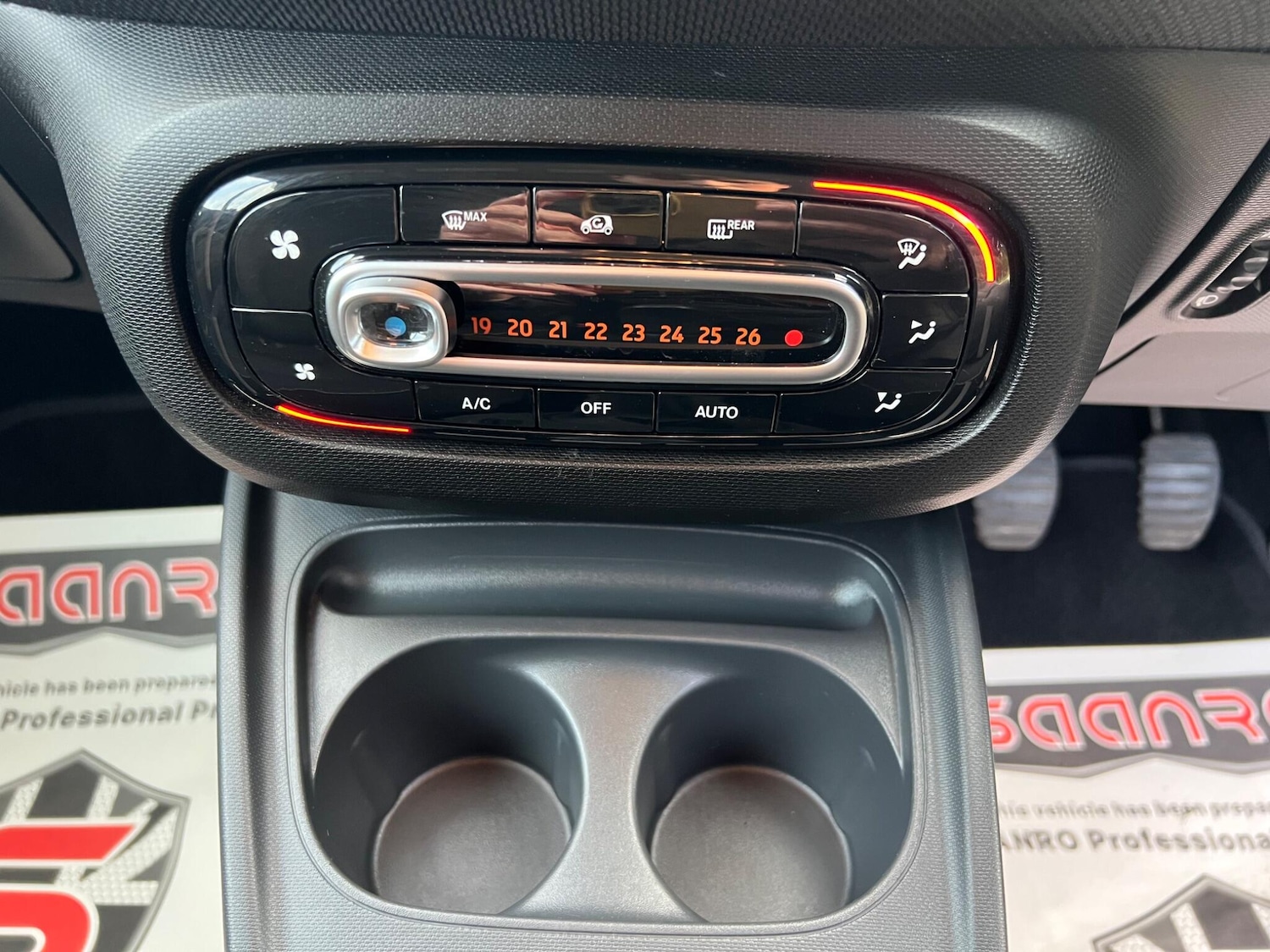 Used smart fortwo 2015 for sale - 77009930: Photo 32