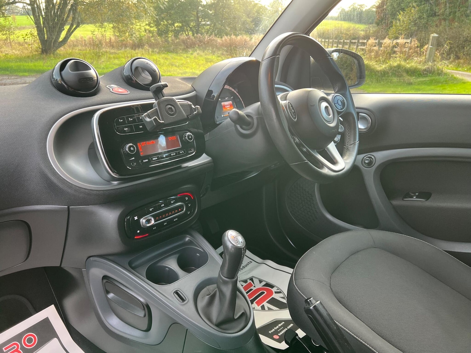 Used smart fortwo 2015 for sale - 77009930: Photo 38