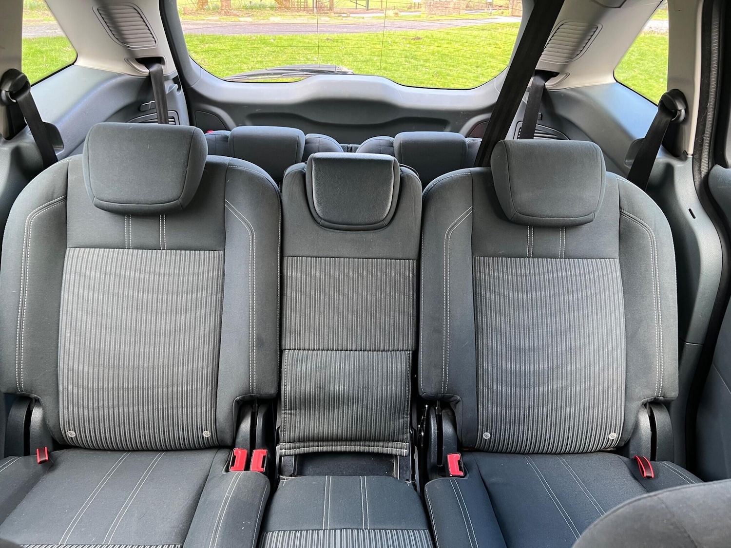 Used Ford Grand C-Max 2011 for sale - 78072574: Photo 33