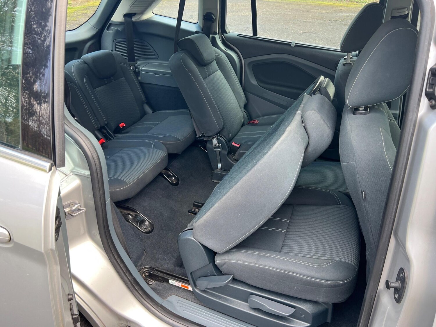 Used Ford Grand C-Max 2011 for sale - 78072574: Photo 39