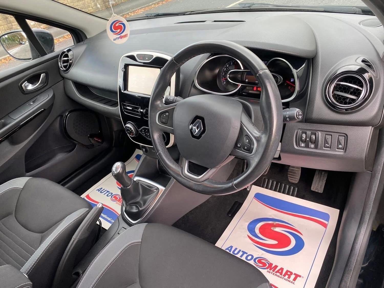 Used Renault Clio 2016 for sale - 76550250: Photo 11