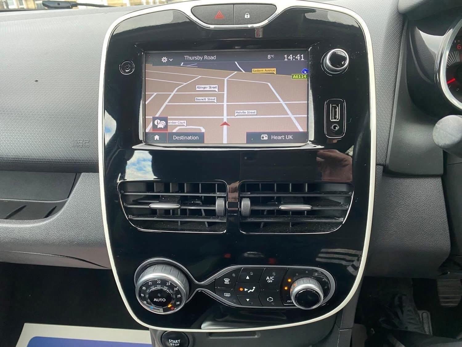 Used Renault Clio 2016 for sale - 76550250: Photo 16