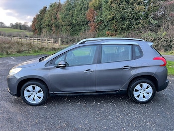 Used Peugeot 2008 2015 for sale - 76802224: Photo