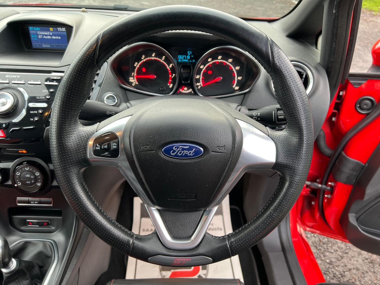 Used Ford Fiesta 2014 for sale - 76688538: Photo 24