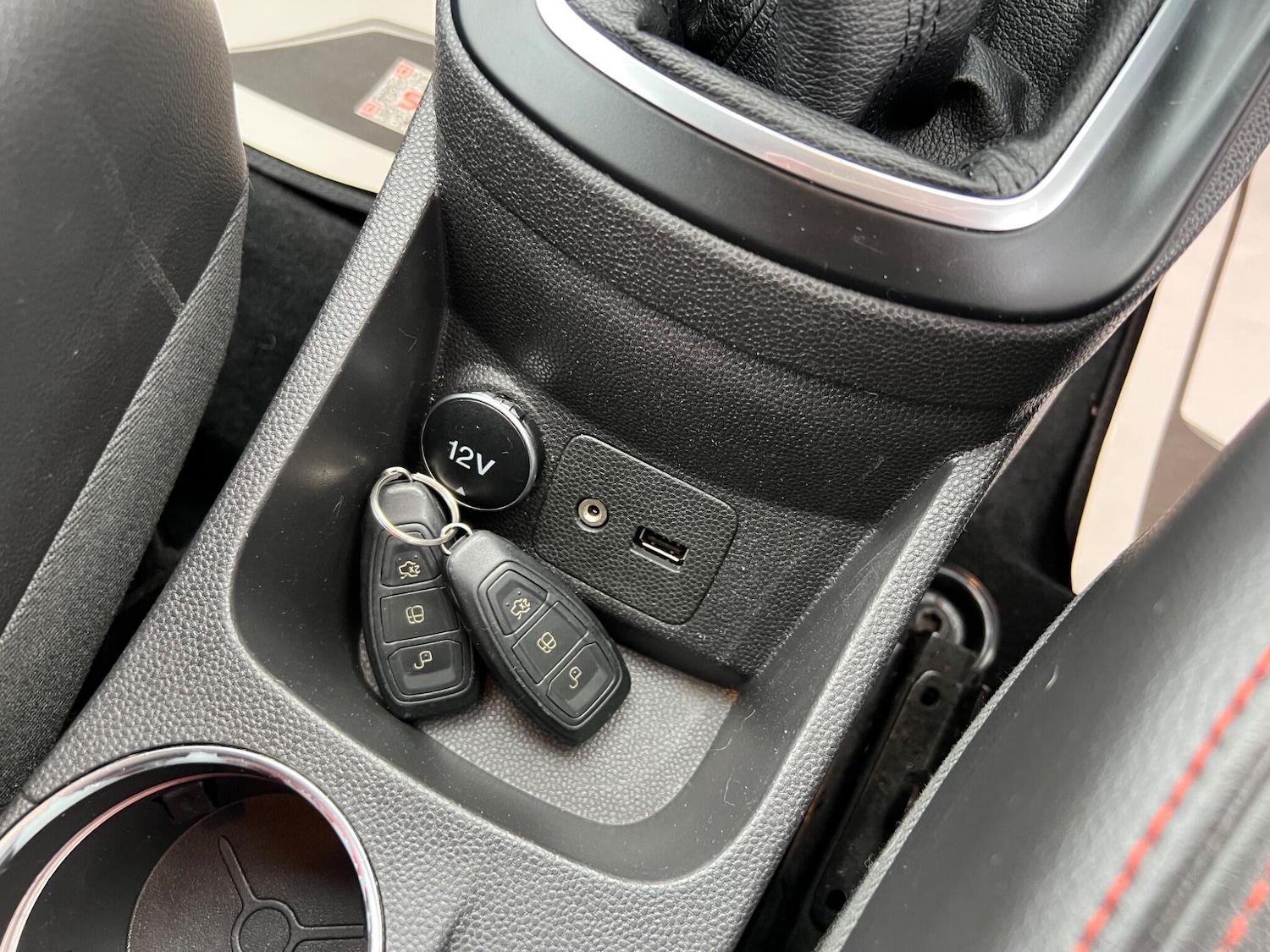 Used Ford Fiesta 2014 for sale - 76688538: Photo 35