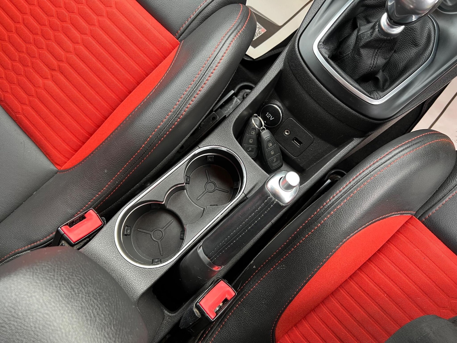 Used Ford Fiesta 2014 for sale - 76688538: Photo 36