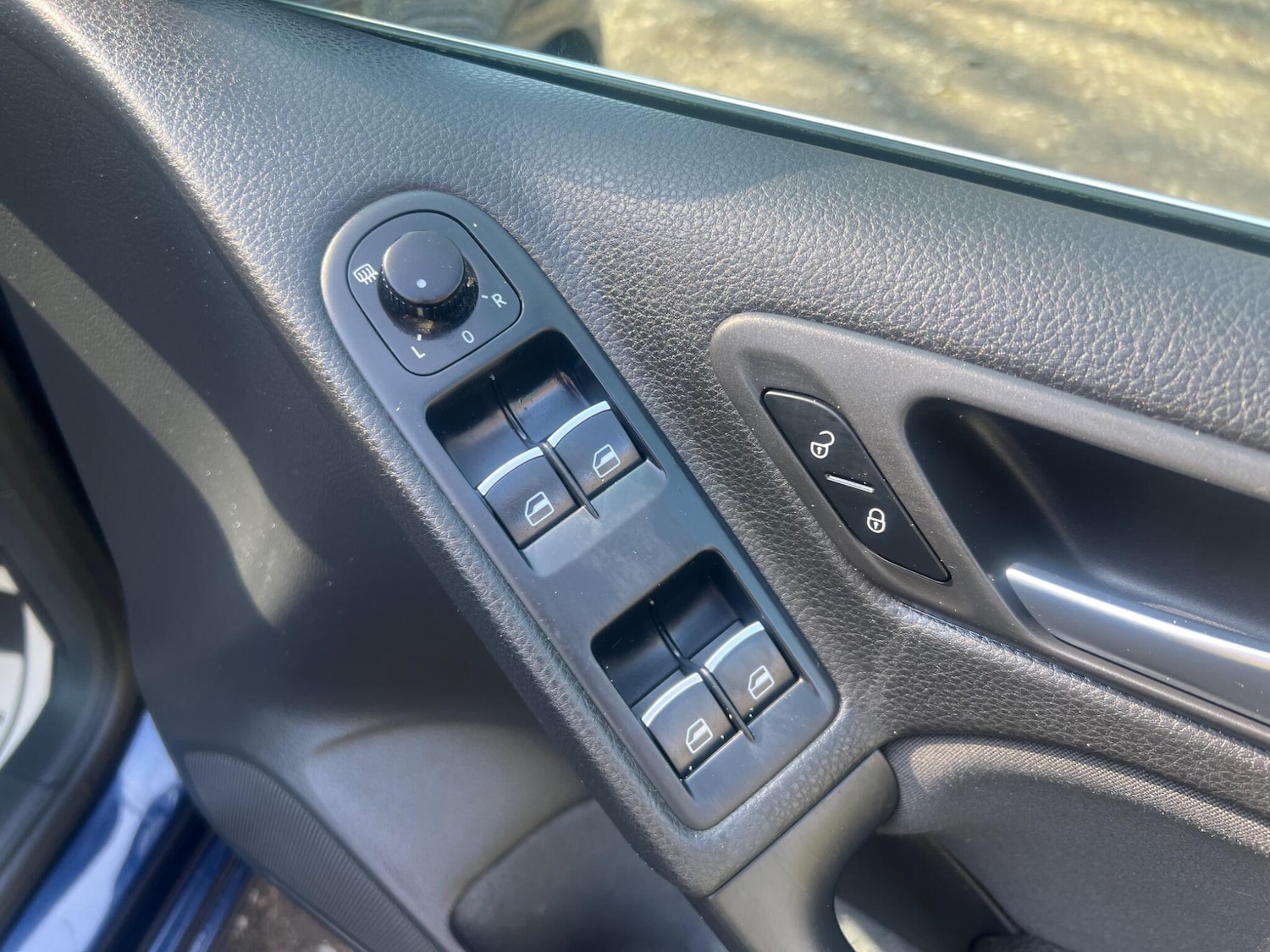 Used Volkswagen Golf for sale - 77957573: Photo 32