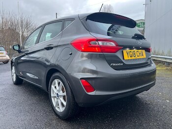 Used Ford Fiesta 2018 for sale - 77120200: Photo
