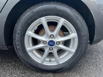 Used Ford Fiesta 2018 for sale - 77120200: Photo