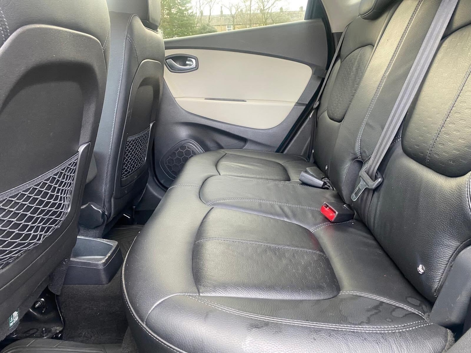 Used Renault Captur for sale - 77738040: Photo 24