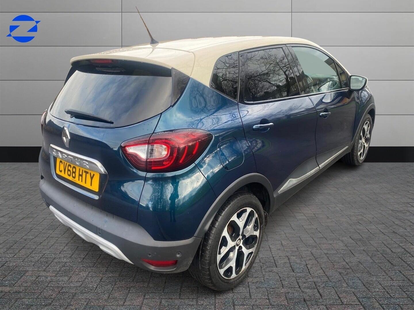 Used Renault Captur for sale - 77738040: Photo 4