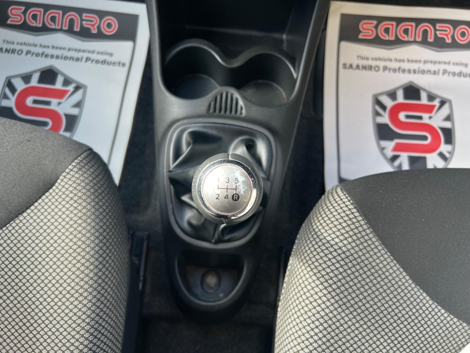 Used Toyota AYGO 2013 for sale - 76413421: Photo 27