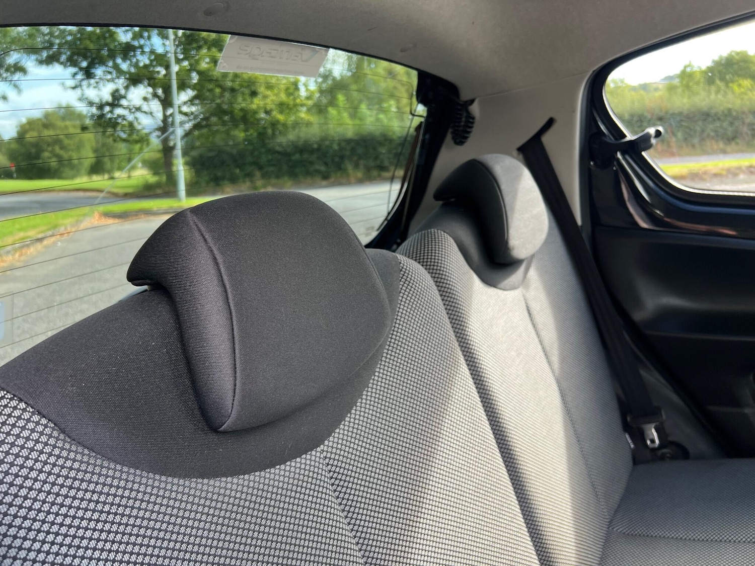 Used Toyota AYGO 2013 for sale - 76413421: Photo 30