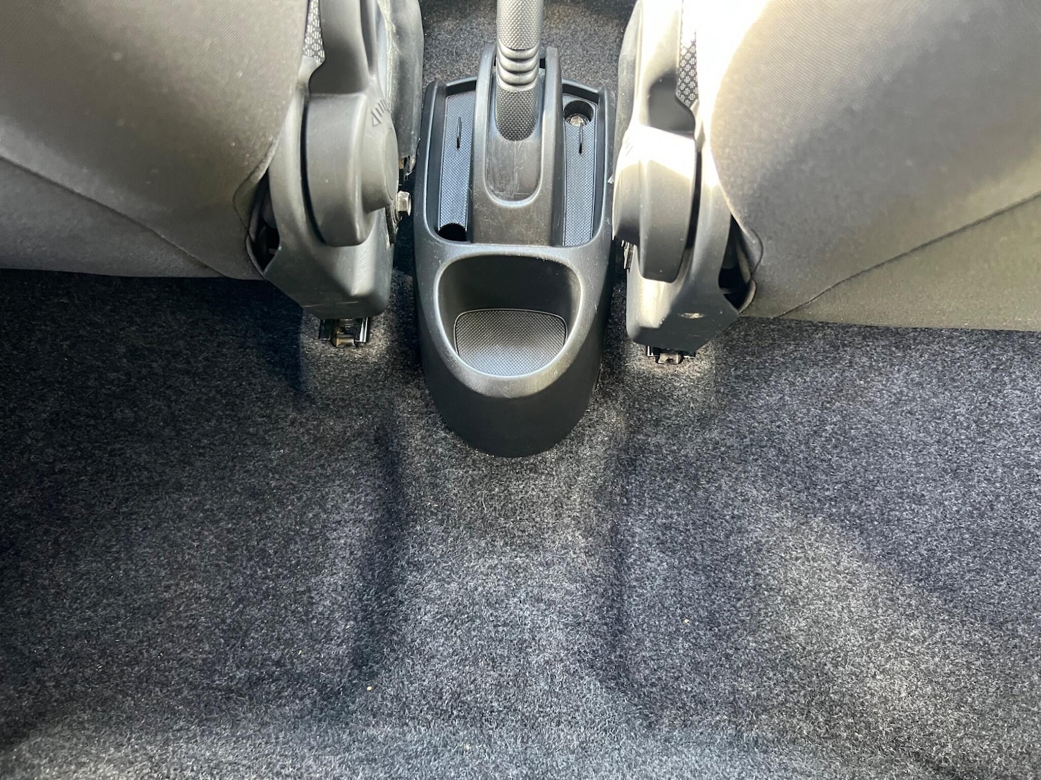 Used Toyota AYGO 2013 for sale - 76413421: Photo 31