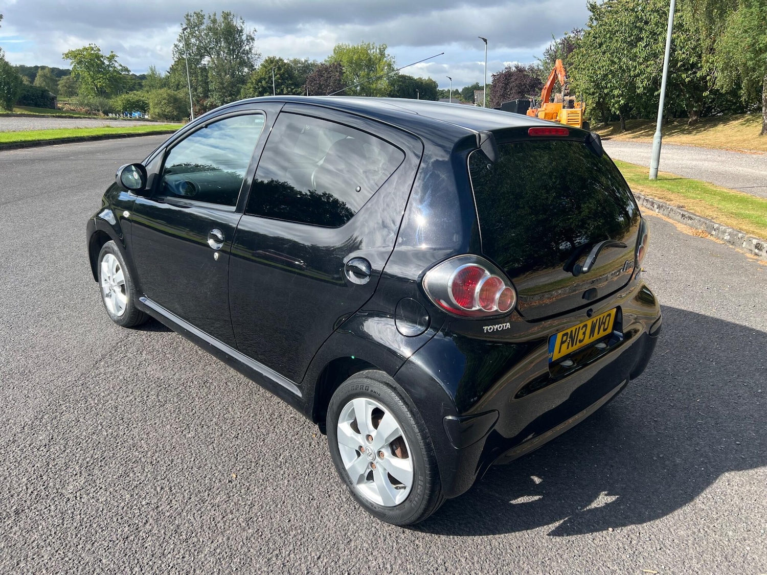 Used Toyota AYGO 2013 for sale - 76413421: Photo 5