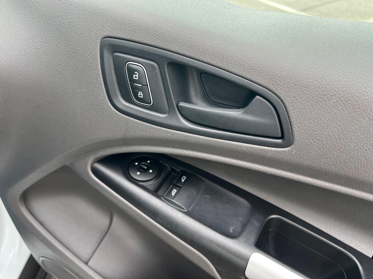 Used Ford Transit Connect 2019 for sale - 76413422: Photo 31