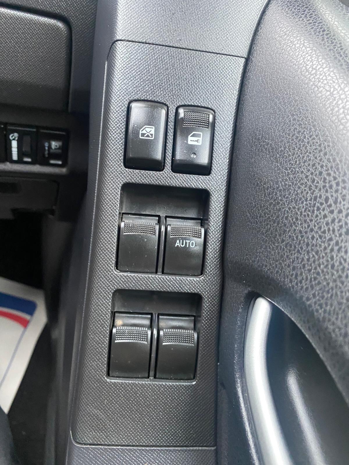 Used Isuzu D-Max 2017 for sale - 76413417: Photo 22