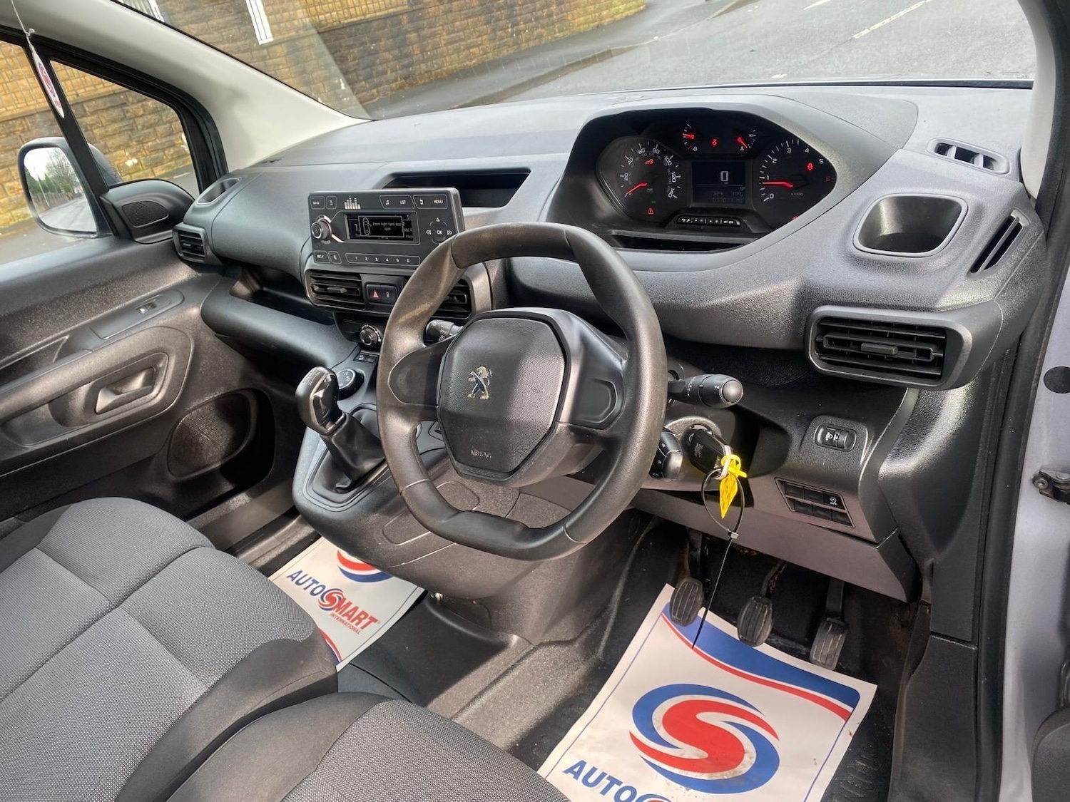 Used Peugeot Partner 2020 for sale - 77344961: Photo 11