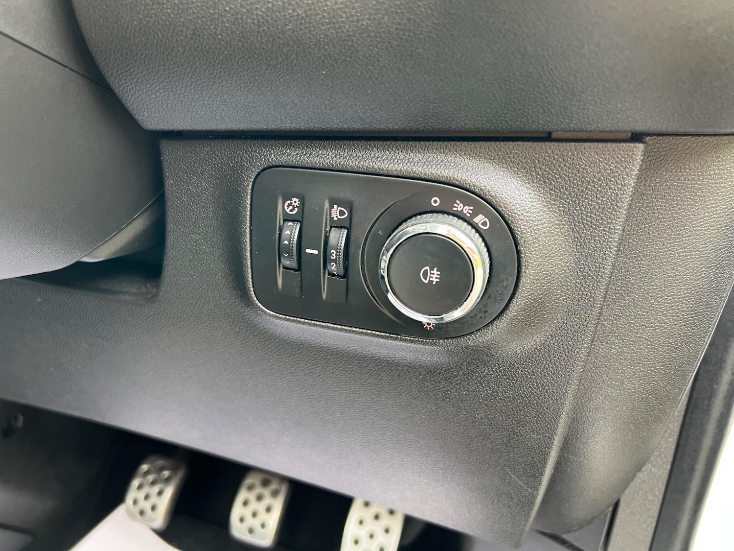 Used Vauxhall ADAM 2017 for sale - 76413419: Photo 22