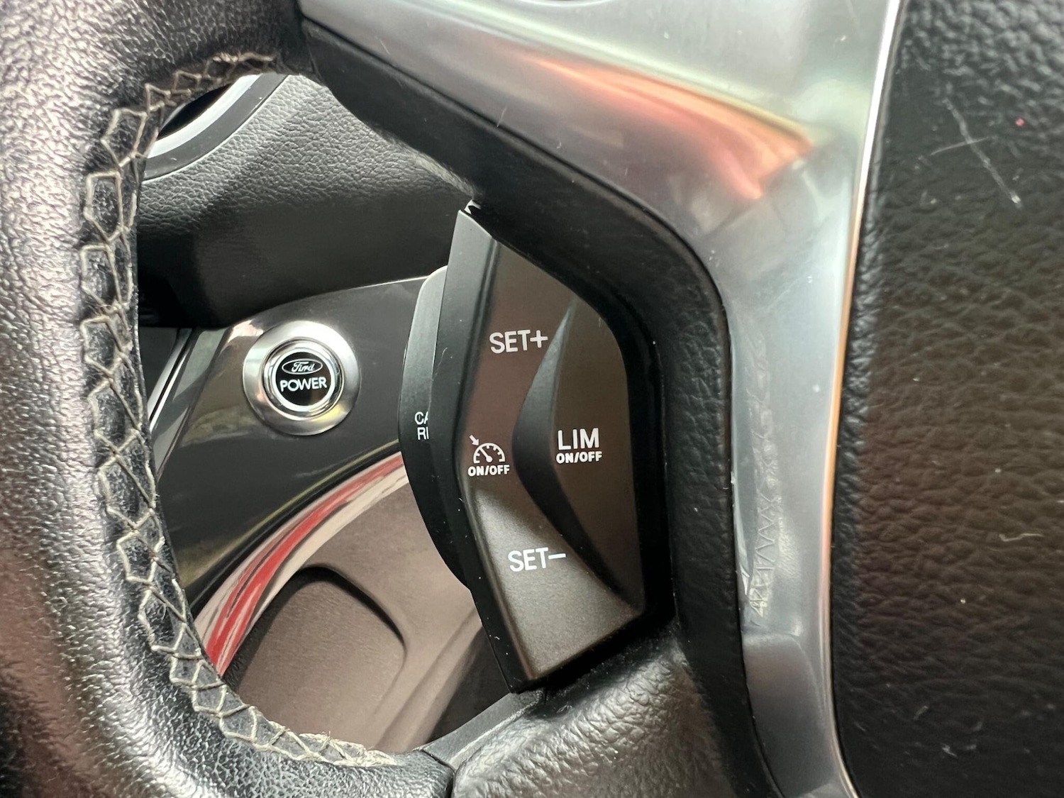 Used Ford Kuga 2013 for sale - 76413418: Photo 25