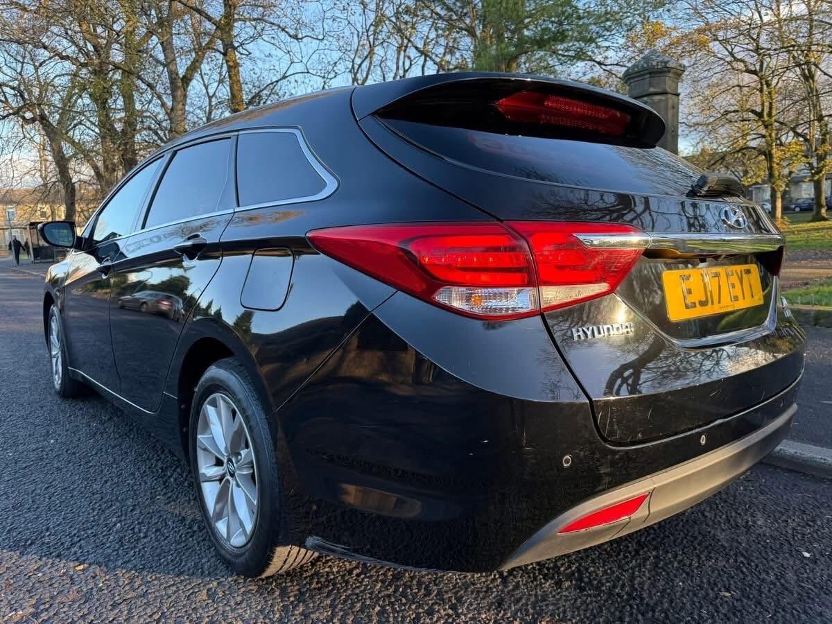 Used Hyundai i40 2017 for sale - 76765700: Photo 3