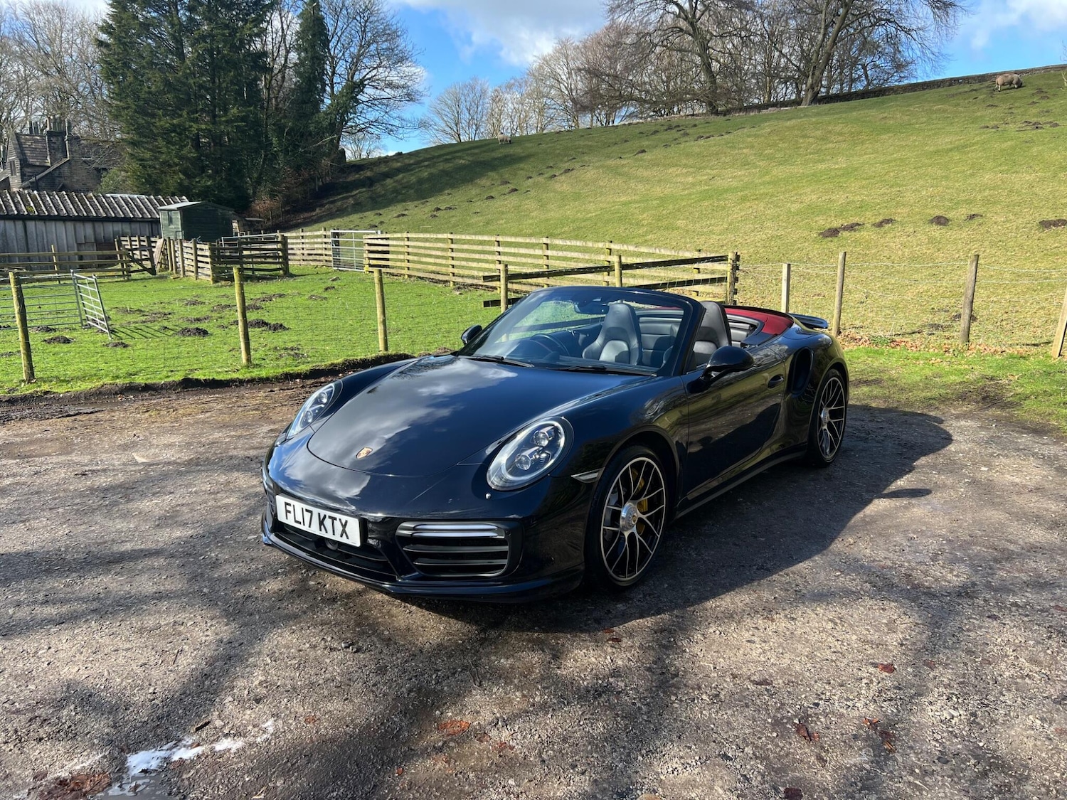 Used Porsche 911 2017 for sale - 77909079: Photo 12