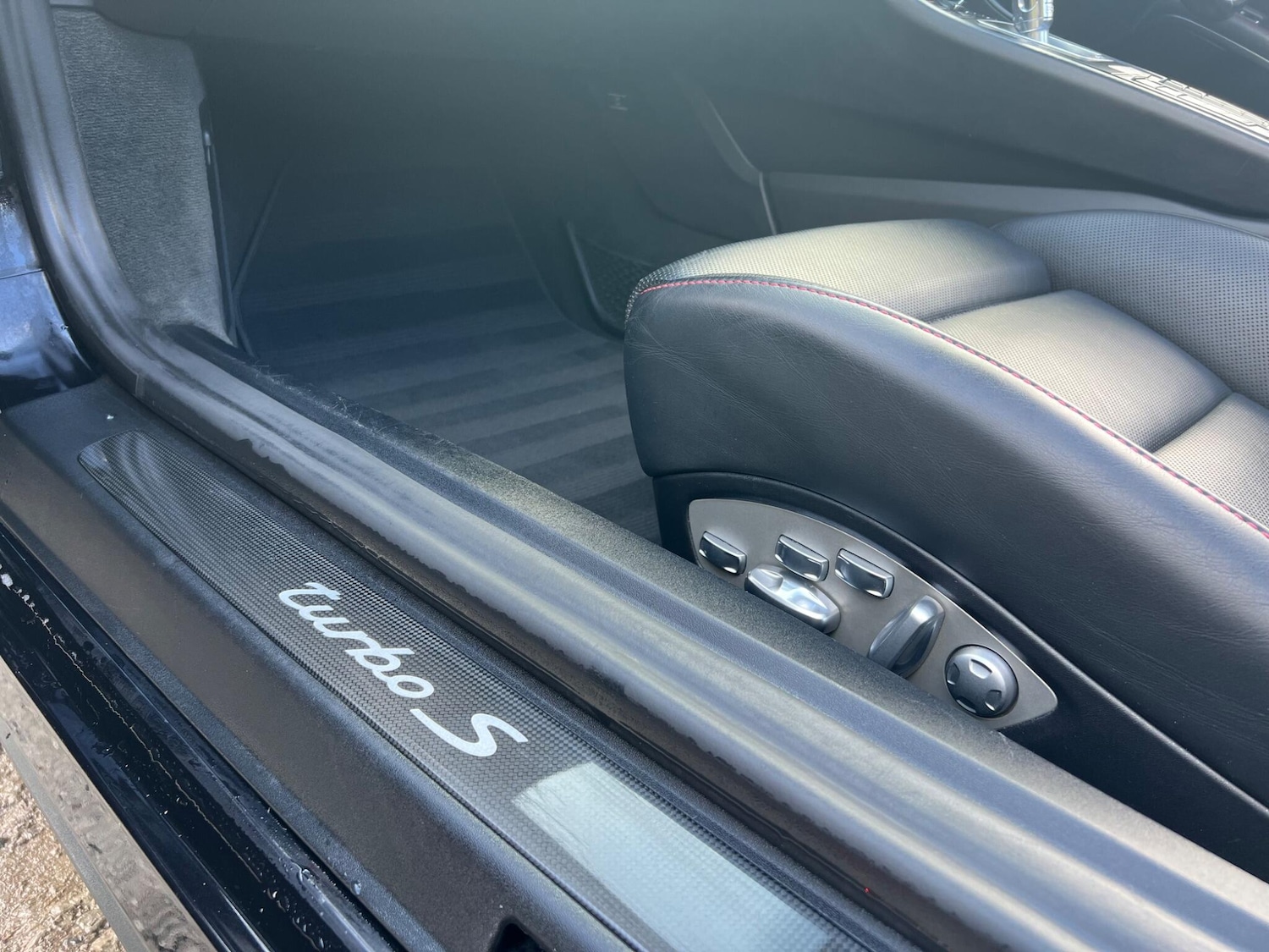 Used Porsche 911 2017 for sale - 77909079: Photo 52