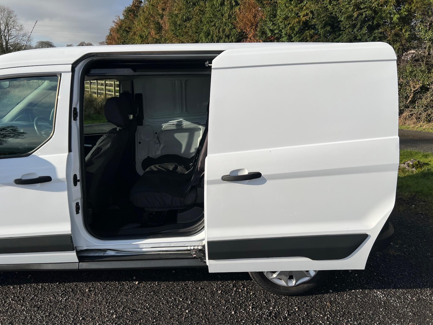 Used Ford Transit Connect 2014 for sale - 77230162: Photo 19