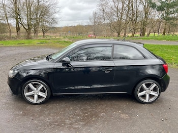 Used Audi A1 2011 for sale - 77853679: Photo