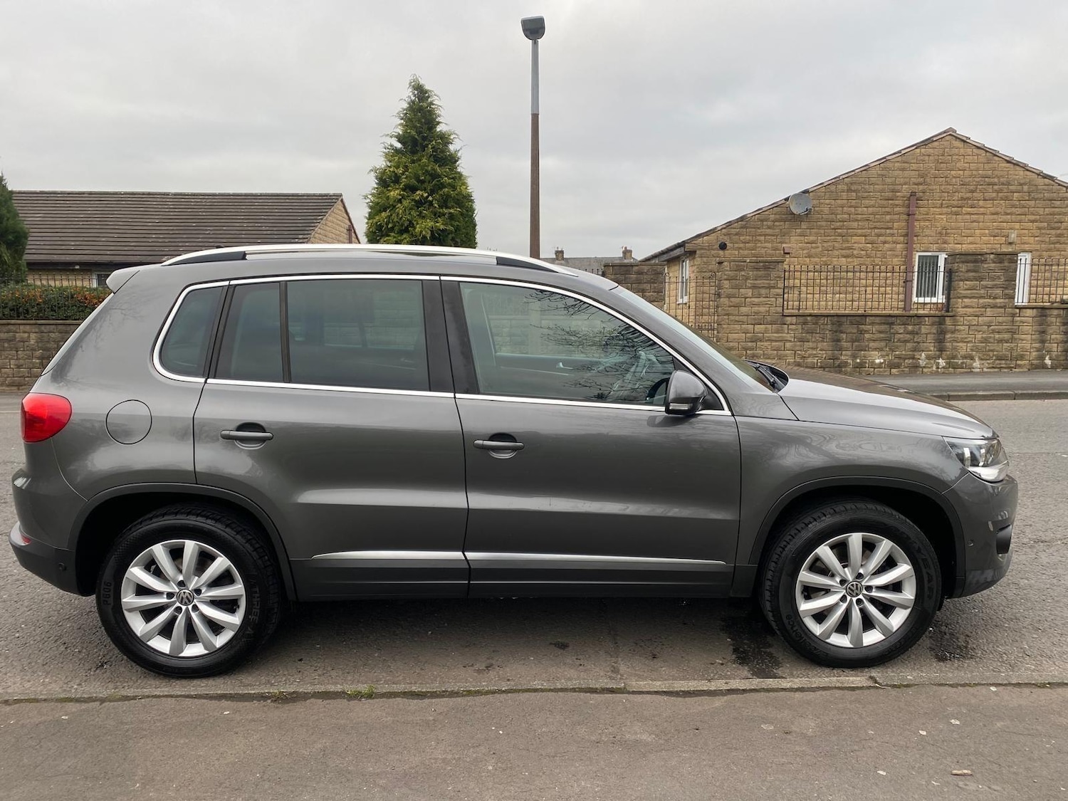 Used Volkswagen Tiguan 2015 for sale - 77097409: Photo 6