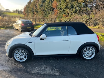 Used MINI Convertible 2016 for sale - 77191383: Photo