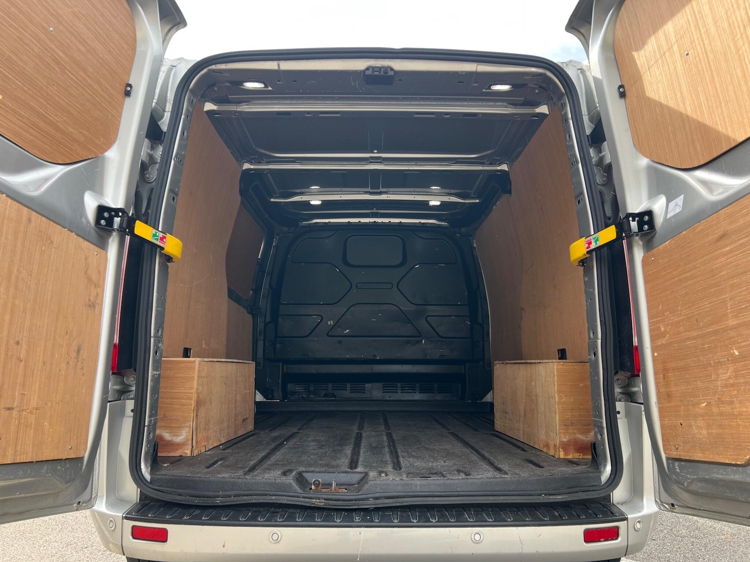 Used Ford Transit Custom 2021 for sale - 76413414: Photo 25