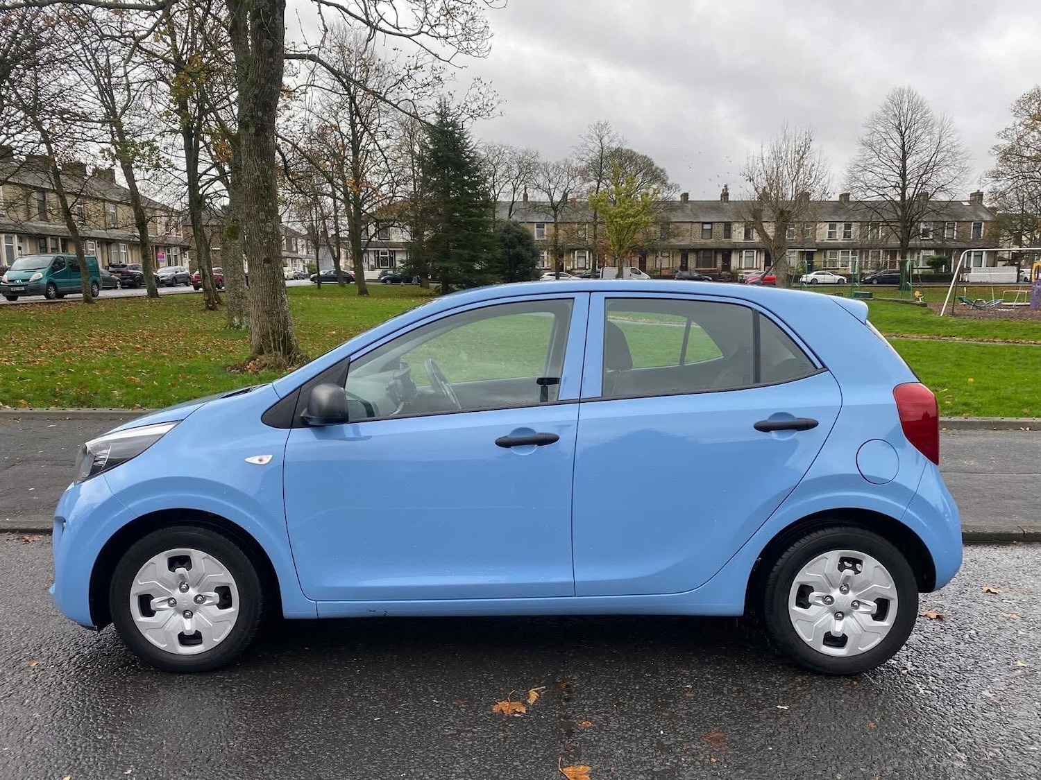 Used Kia Picanto 2020 for sale - 76572267: Photo 2