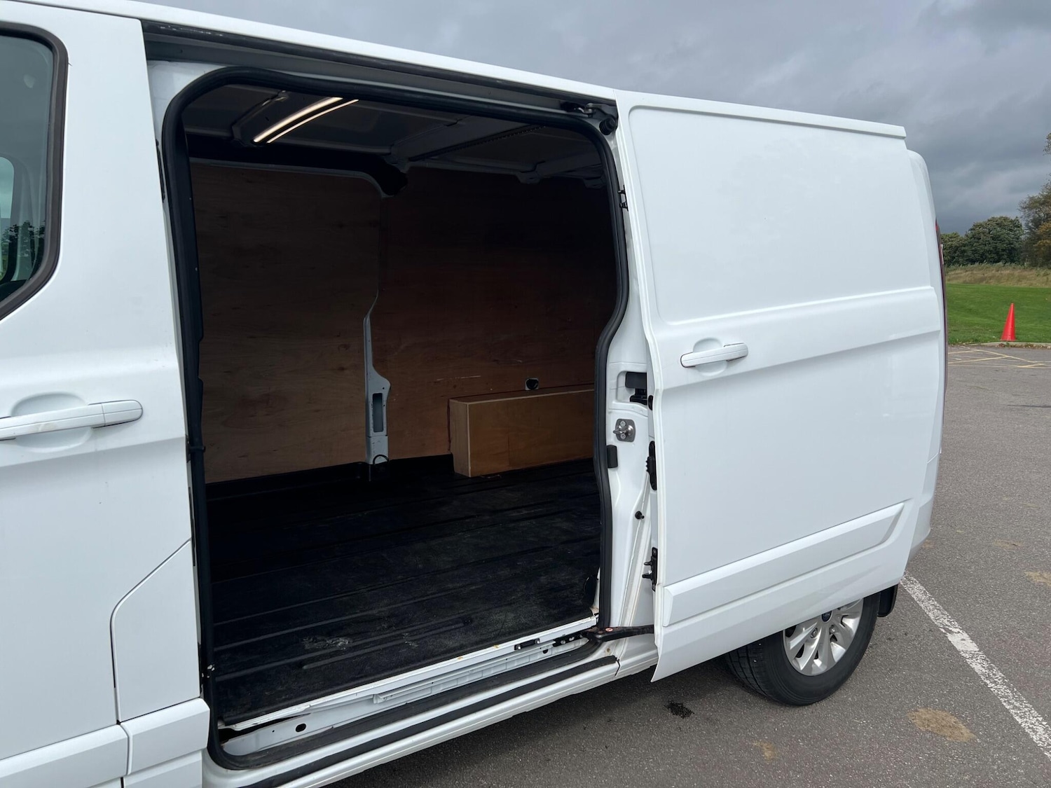 Used Ford Transit Custom 2022 for sale - 76413413: Photo 19