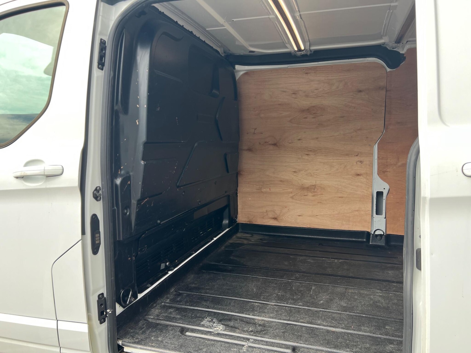 Used Ford Transit Custom 2022 for sale - 76413413: Photo 22