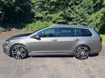 Used Volkswagen Golf 2016 for sale - 79107274: Photo