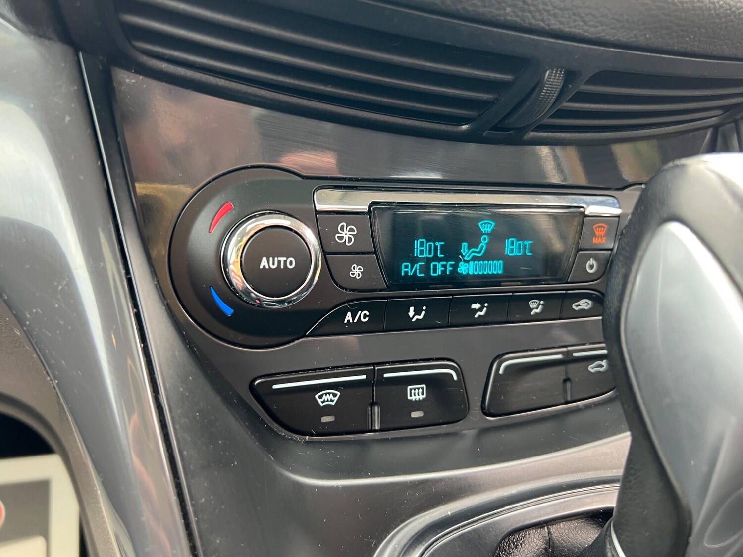 Used Ford Kuga 2013 for sale - 76781907: Photo 35