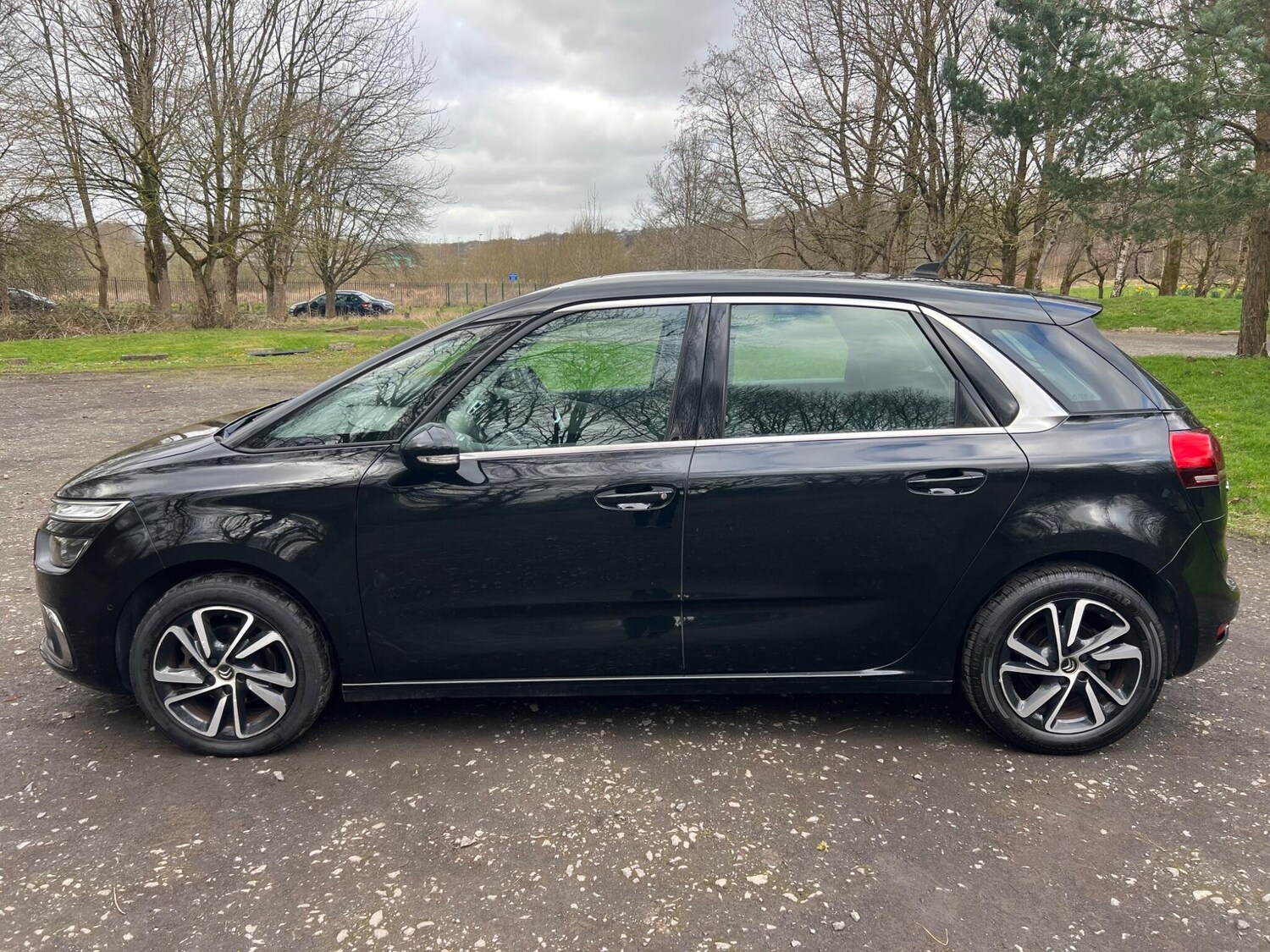 Used Citroen C4 Picasso 2017 for sale - 77838819: Photo 3