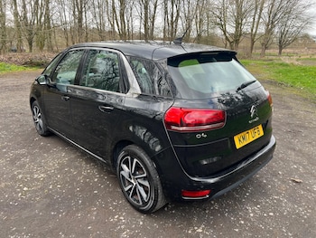 Used Citroen C4 Picasso 2017 for sale - 77838819: Photo