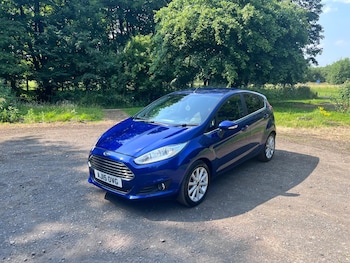 Used Ford Fiesta 2015 for sale - 79181626: Photo