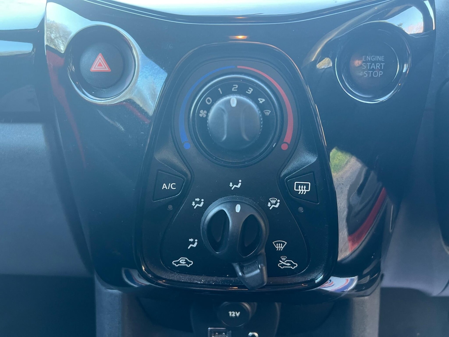 Used Toyota AYGO for sale - 77753690: Photo 32