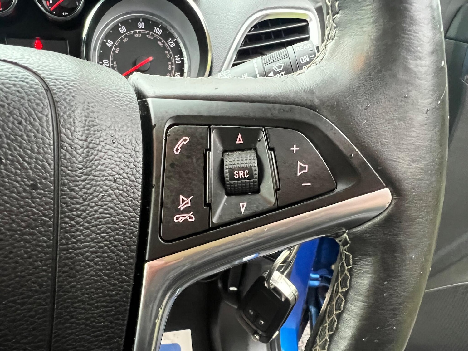 Used Vauxhall Mokka 2015 for sale - 76865985: Photo 24