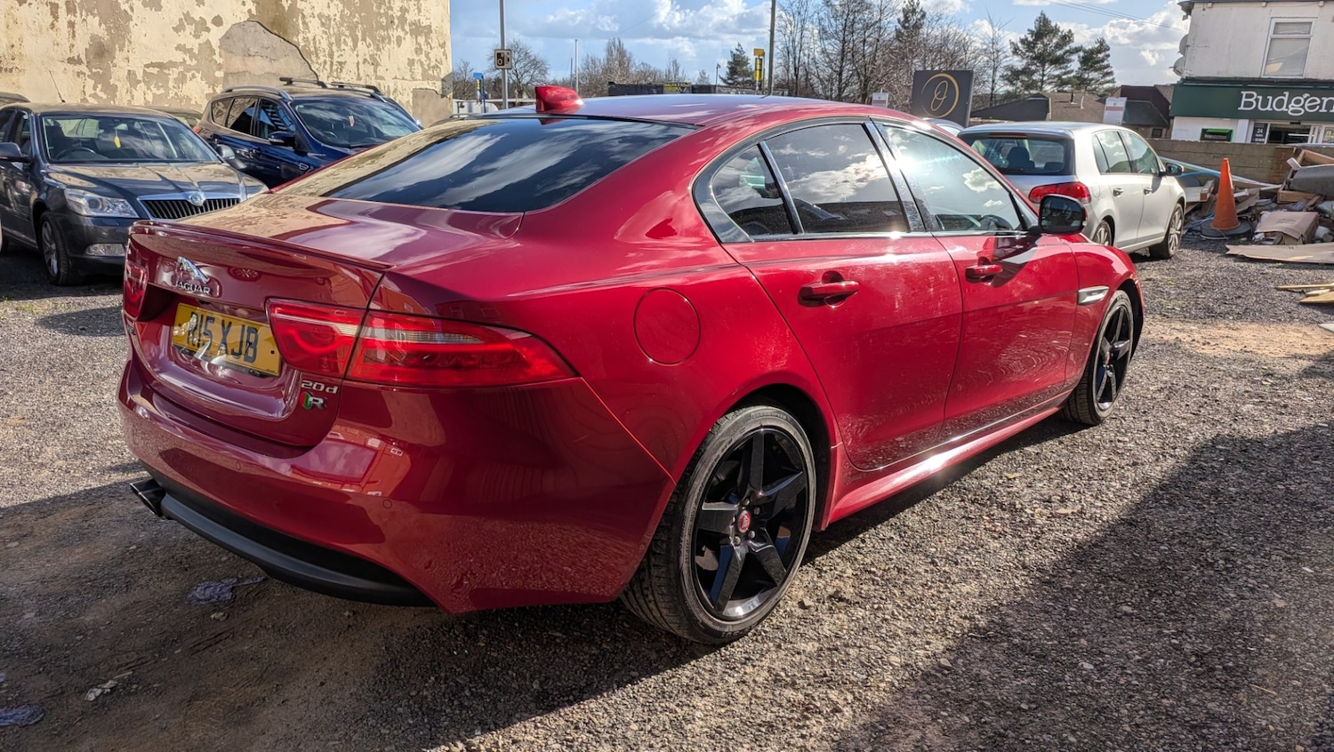 Used Jaguar XE 2017 for sale - 77991925: Photo 17