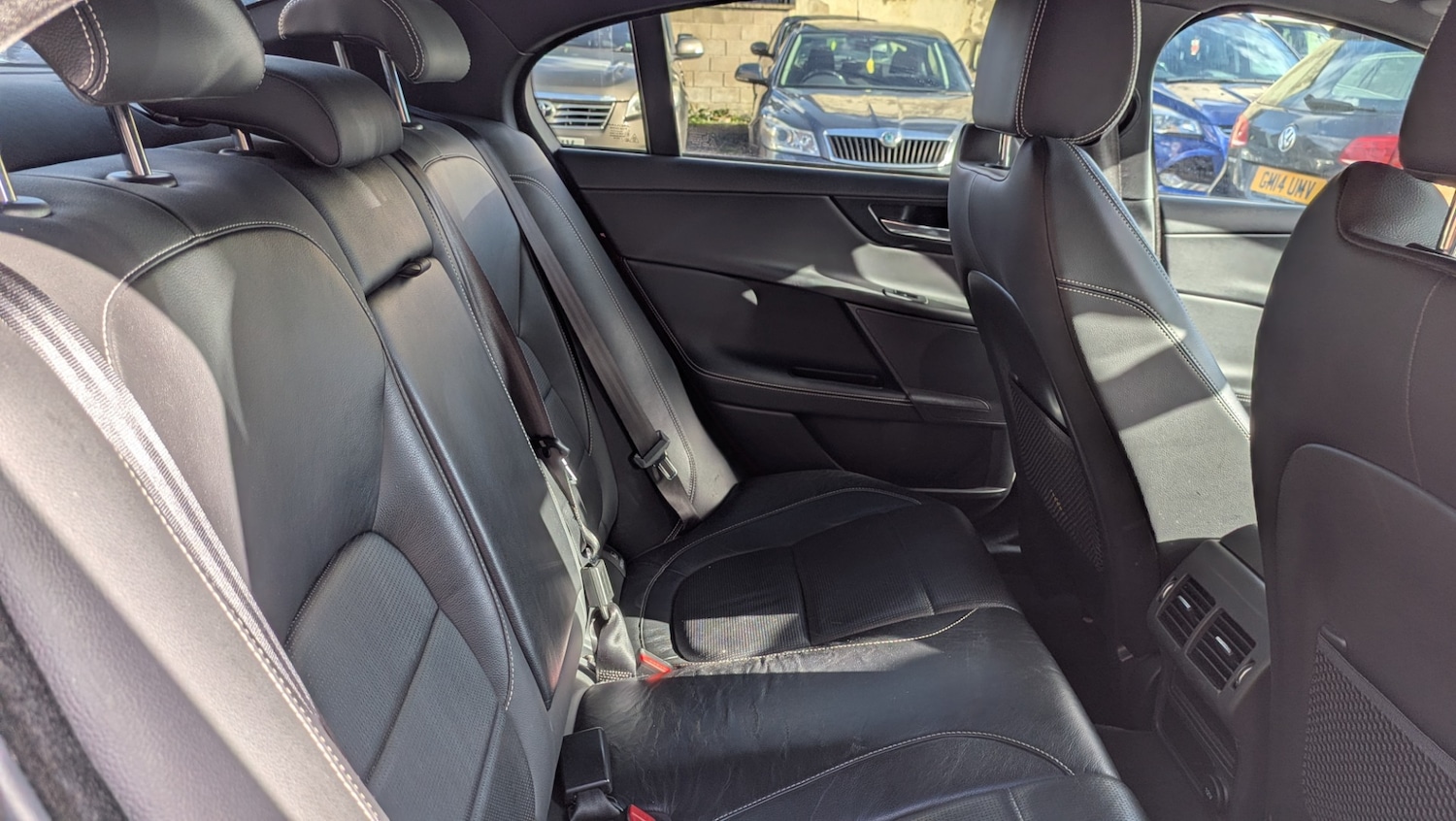 Used Jaguar XE 2017 for sale - 77991925: Photo 21