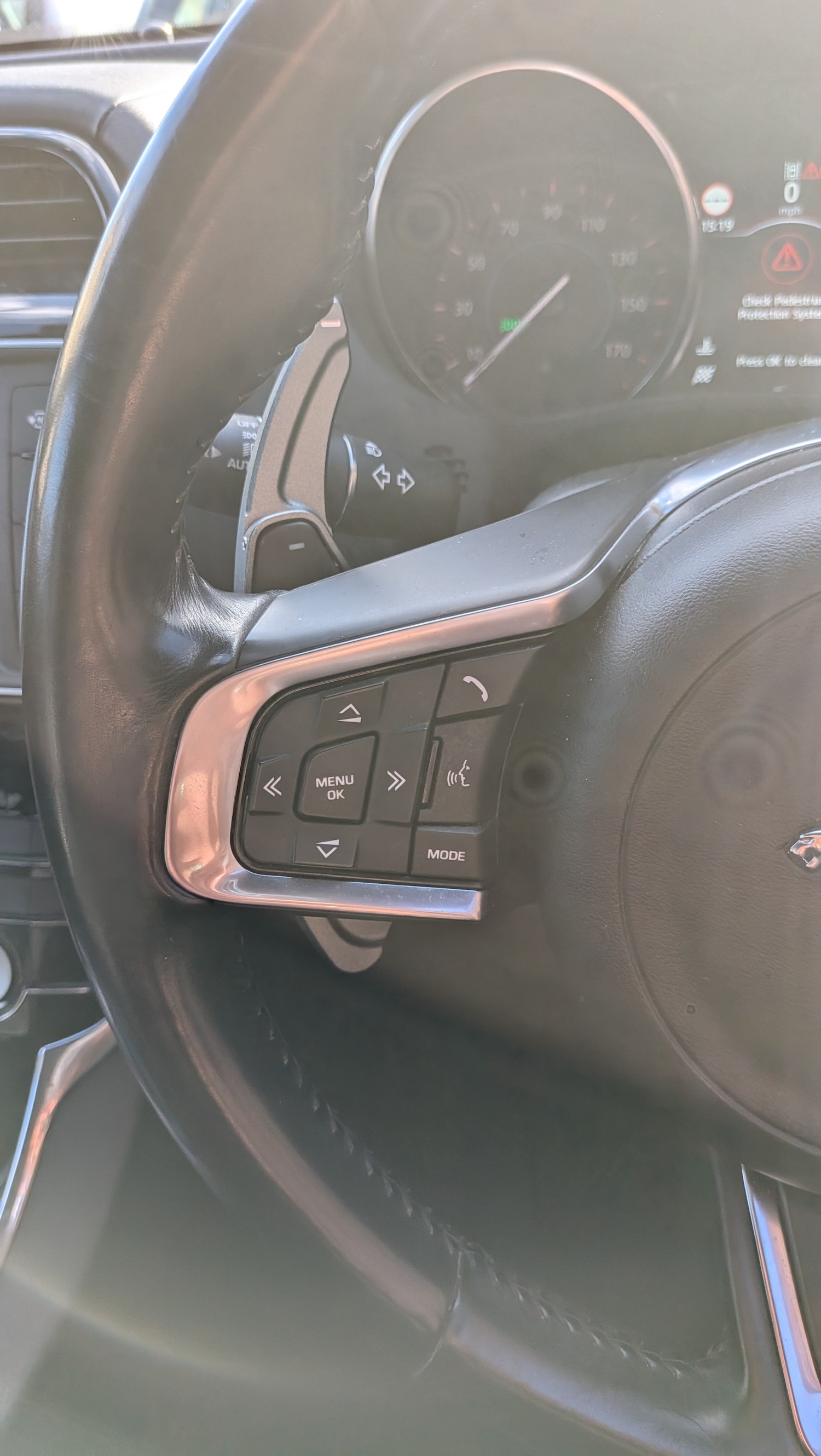 Used Jaguar XE 2017 for sale - 77991925: Photo 30